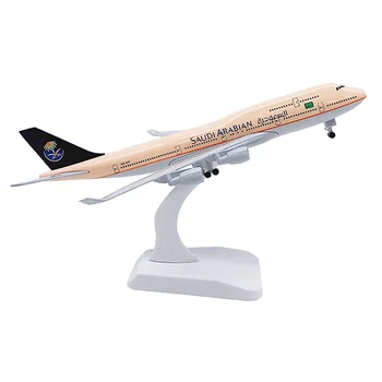 20 cm Lietadla Saudskej Arabian Airlines 747 s podvozkom B747 Zliatiny Rovine Model Hračky pre Deti detský Darček pre Zber